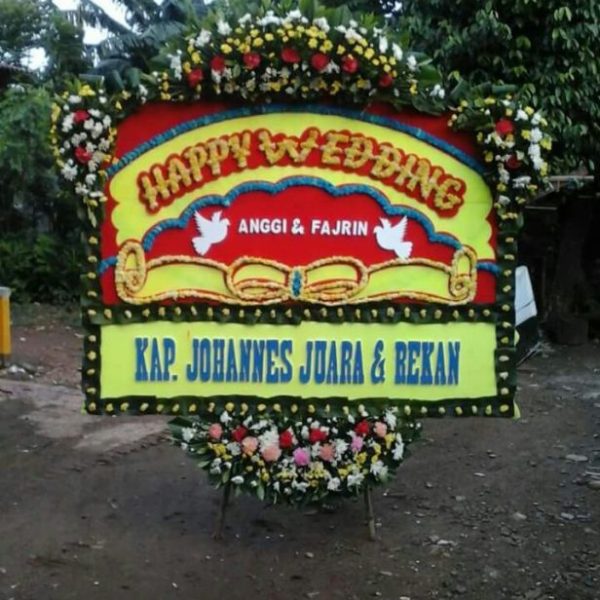 Bunga papan happy wedding hw1017